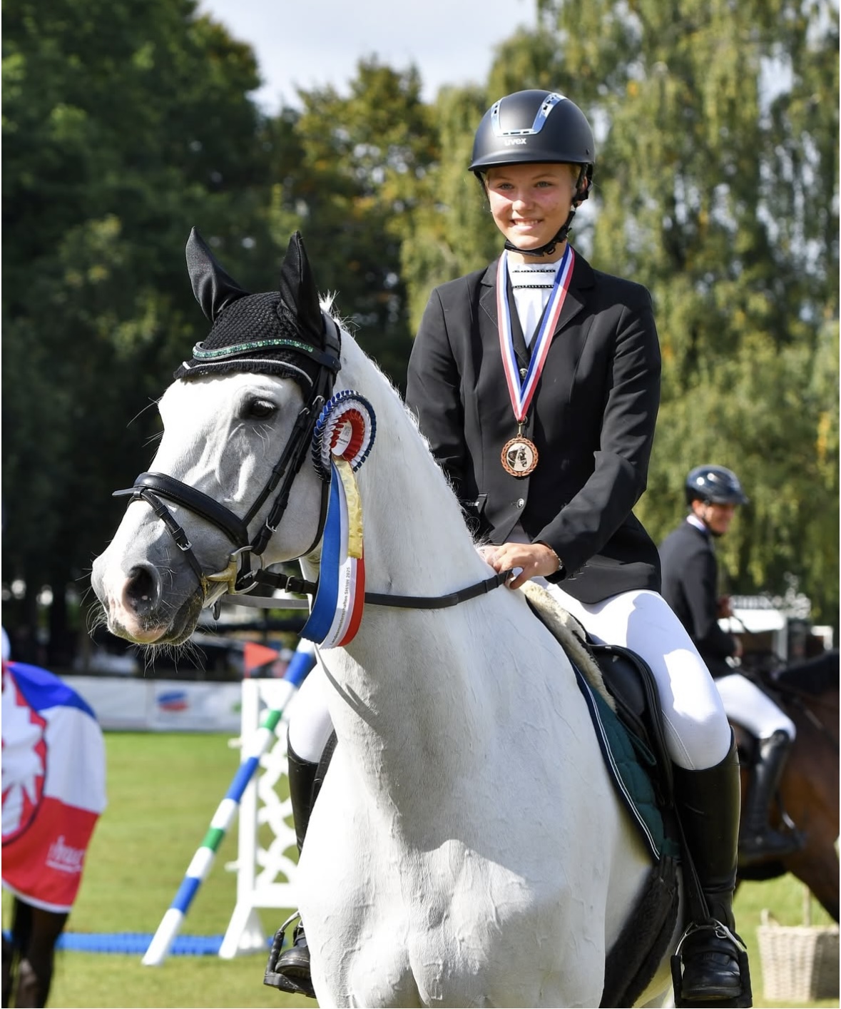Bronze LM Children 2025 Julie Czwalina_Costino Plakat Fehmarn-Pferde-Festival 2025